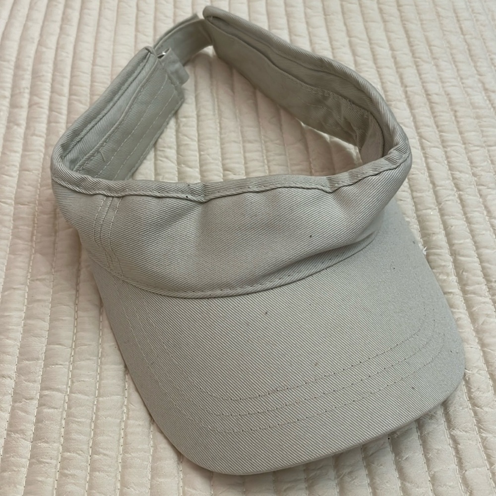 Beige sun visor